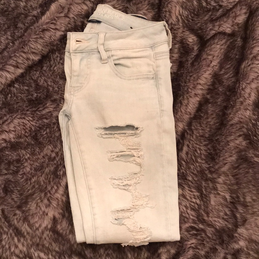 American Eagle Ripped Jegging