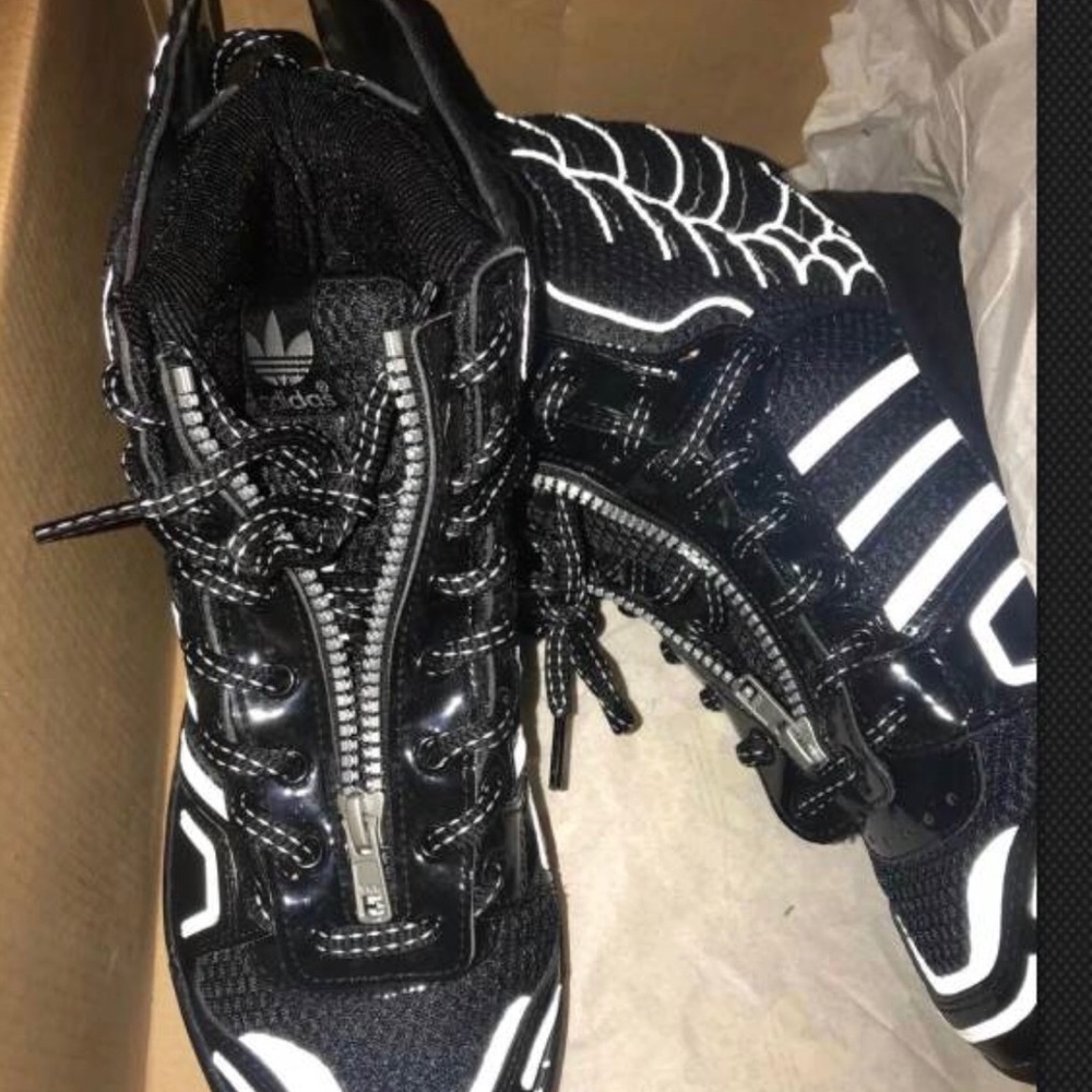 Jeremy Scott Adida Mesh Wing