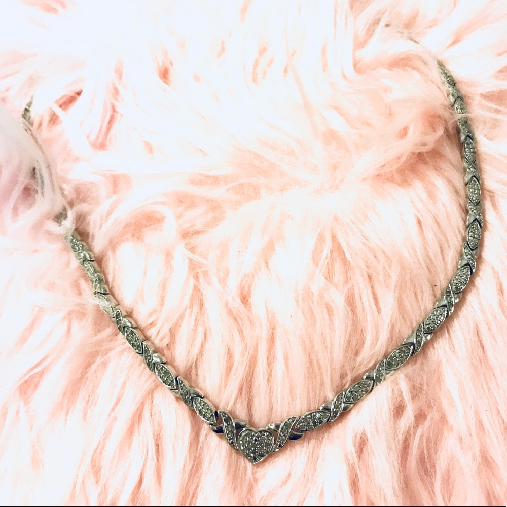 Diamond necklace with heart hugs and kisses