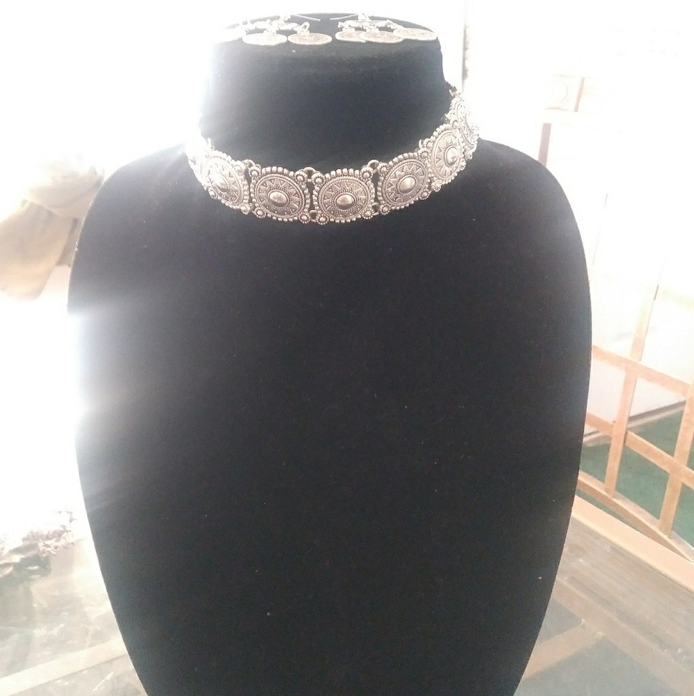 Egyptian Choker