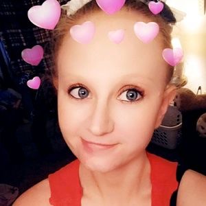 Meet your Posher, Cassondra