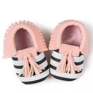 Baby girl shoes 0 to 6 months