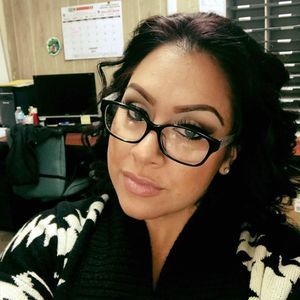 Meet your Posher, Cintia