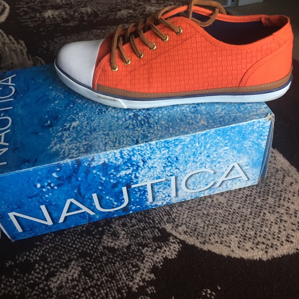 Orange náutica