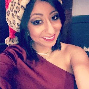 Meet your Posher, Laura