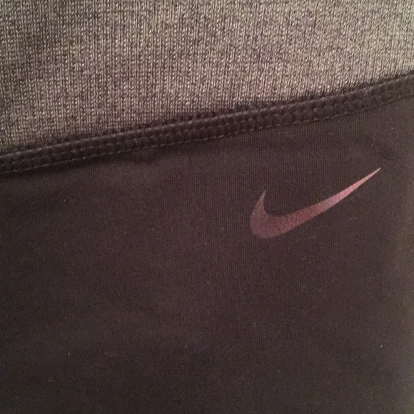 Nike black and grey long leggings large new - Picture 3 of 5