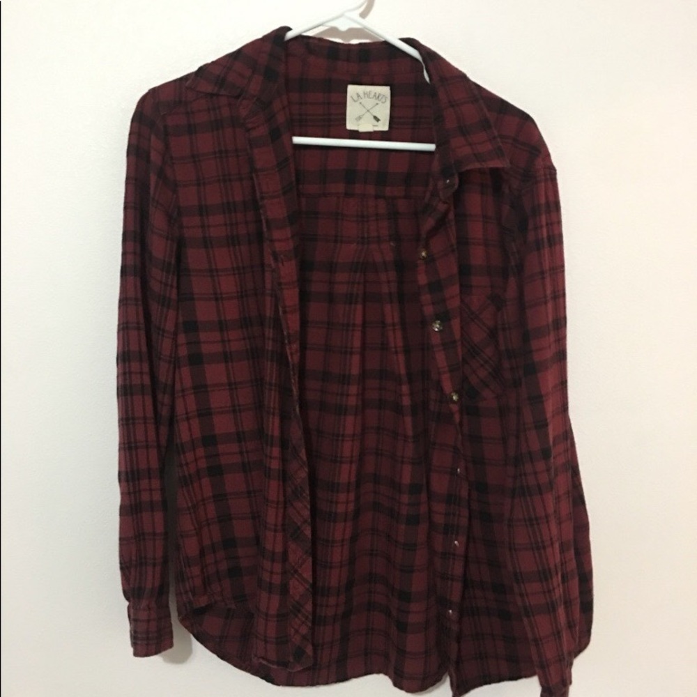 LA HEARTS WINE AND BLACK FLANNEL