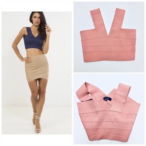 ANGL V-NECK BANDAGE CROP TANK TOP- PALE PINK SZ M