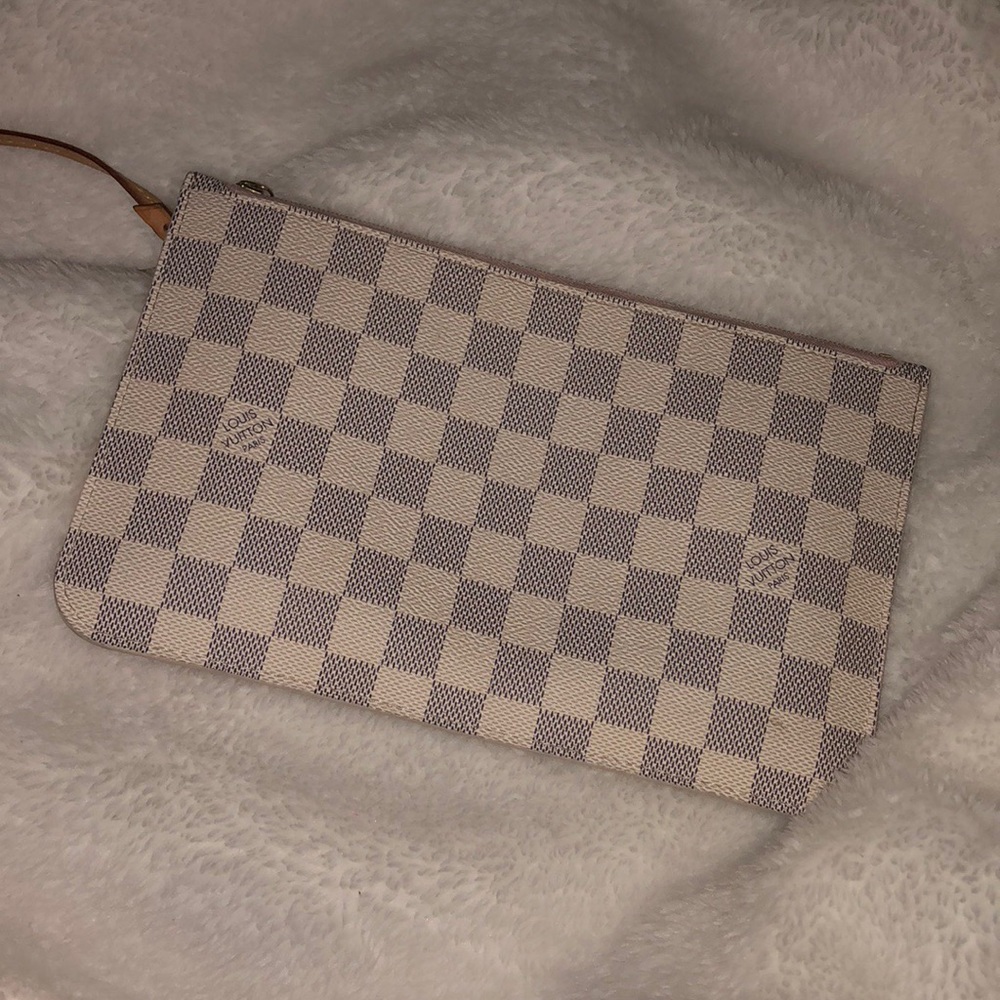 Louis Vuitton Damier Azur Neverfull pouch SOLD