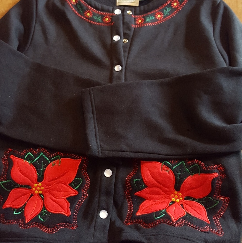 Sz large Christmas button up sweatshirt