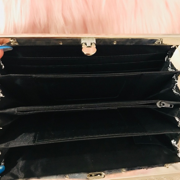 Bebe clutch - Picture 3 of 3