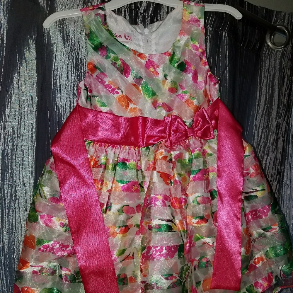 Bright dress with tulle underneath 2t