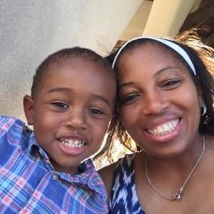 Meet your Posher, Charessa