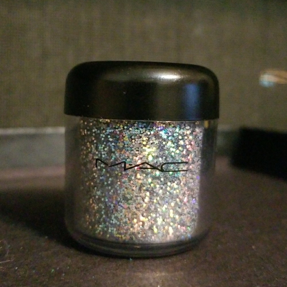 MAC GLITTER PIGMENT 3D Silver