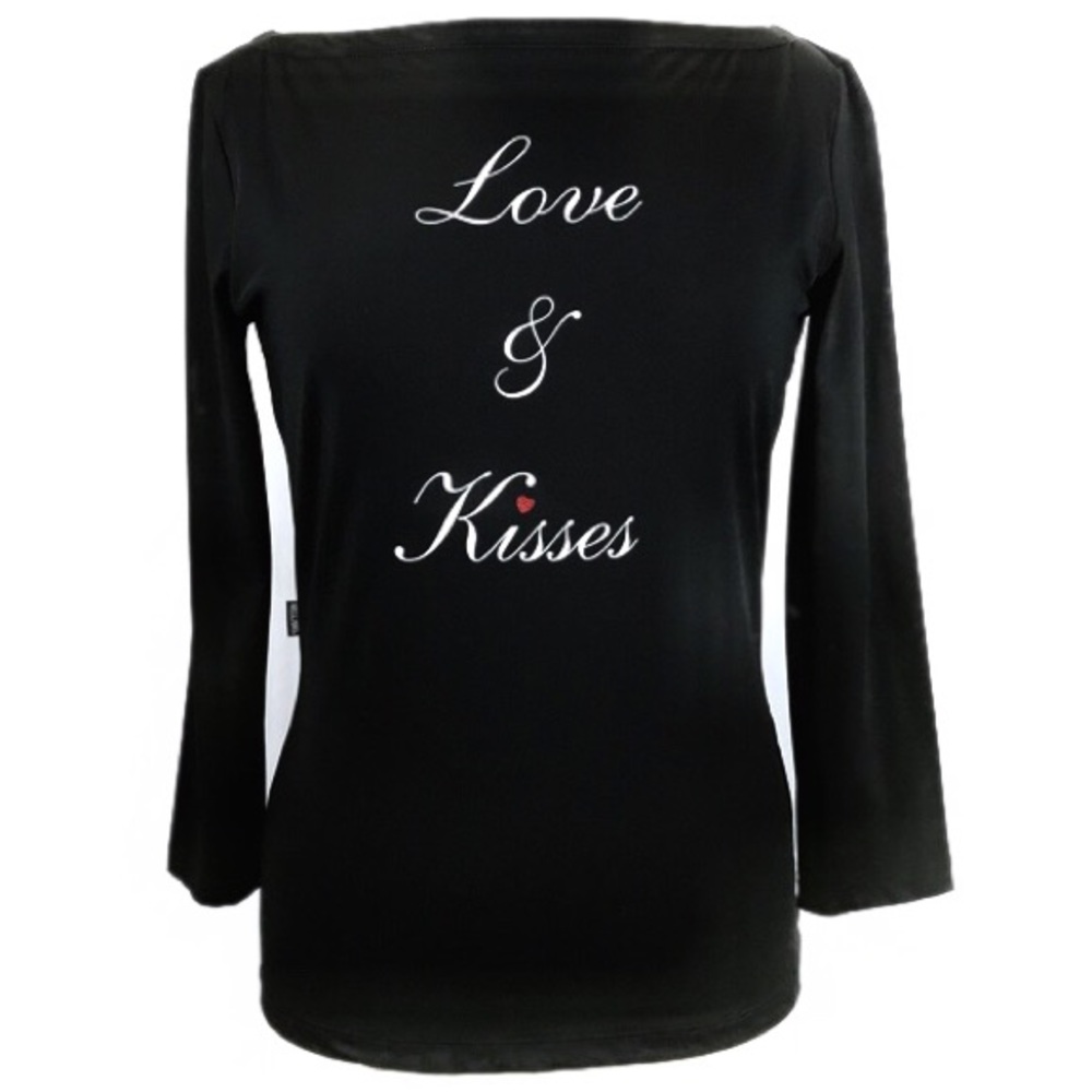⭐️ Authentic Moschino Love & Kisses top