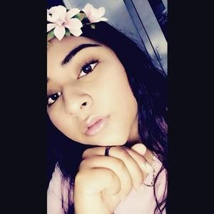 Meet your Posher, Estrella