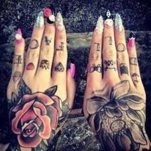 Meet your Posher, Samantha