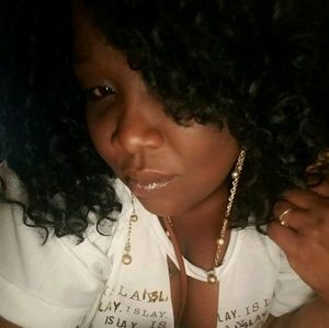 Meet your Posher, Addriannr