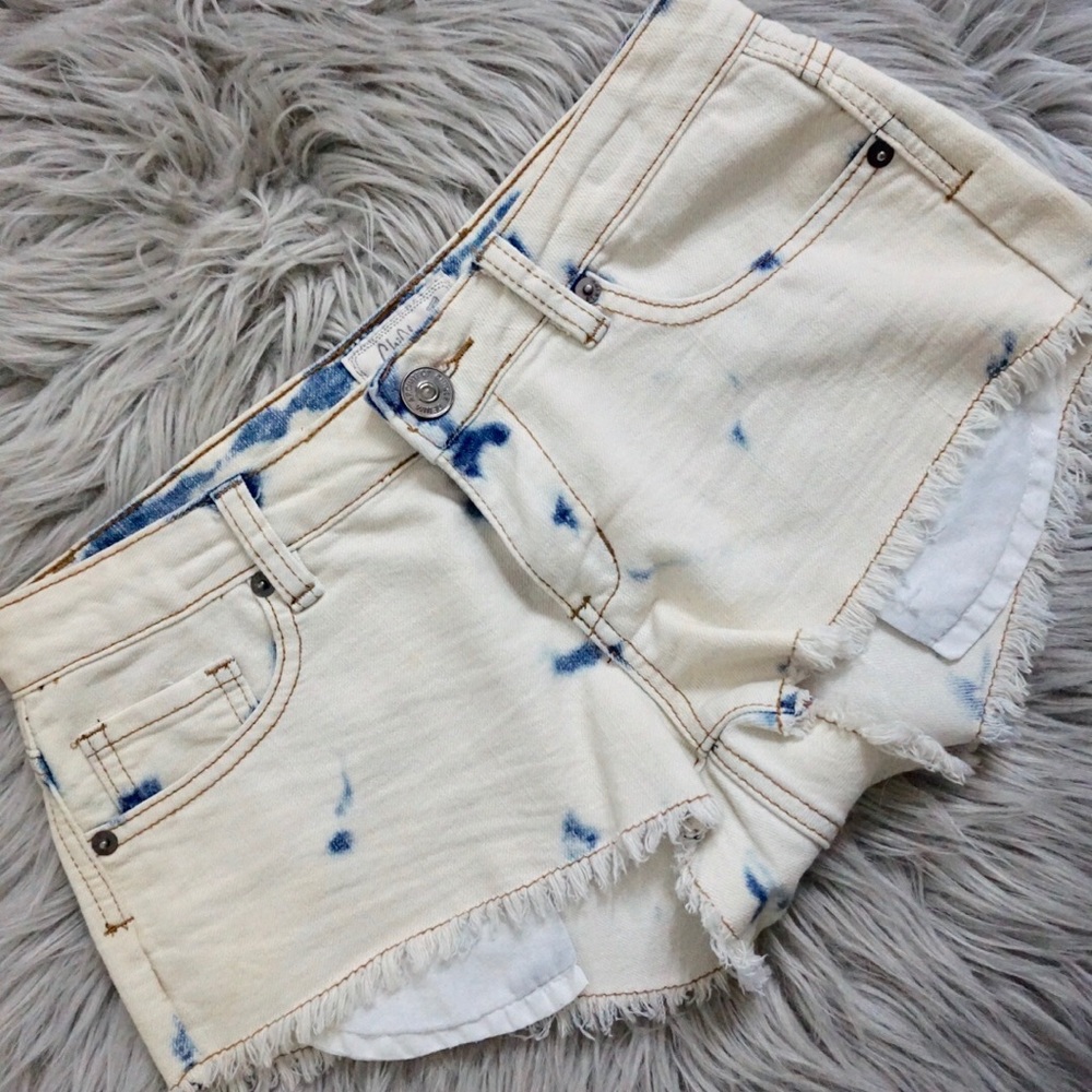 Distressed mini shorts