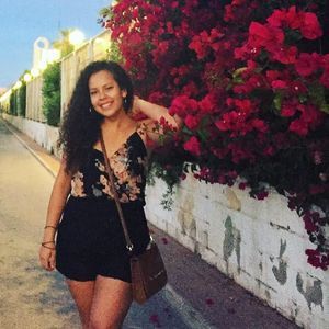 Meet your Posher, Alexandra