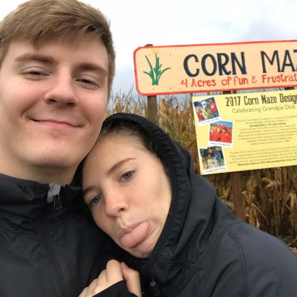 Meet your Posher, Clay - Picture 1 of 1