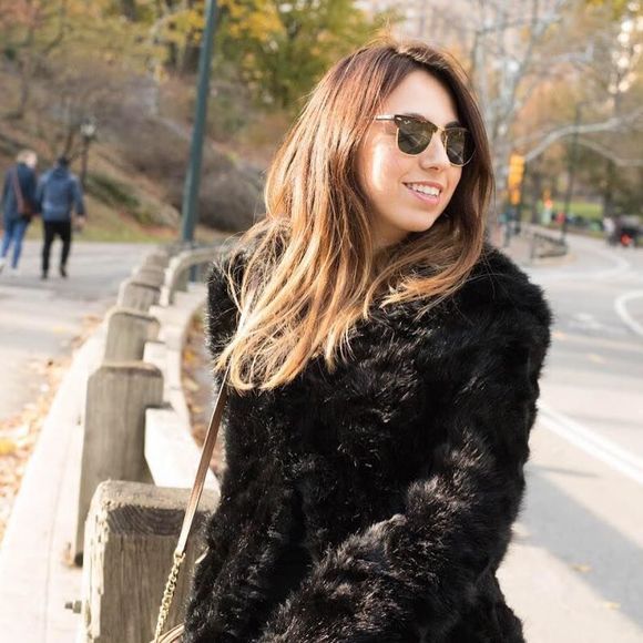 Meet your Posher, Paula - Picture 1 of 1