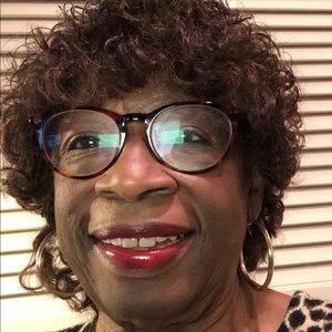 Meet your Posher, Virginia