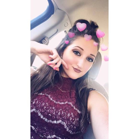 Meet your Posher, Jillian - Picture 1 of 1