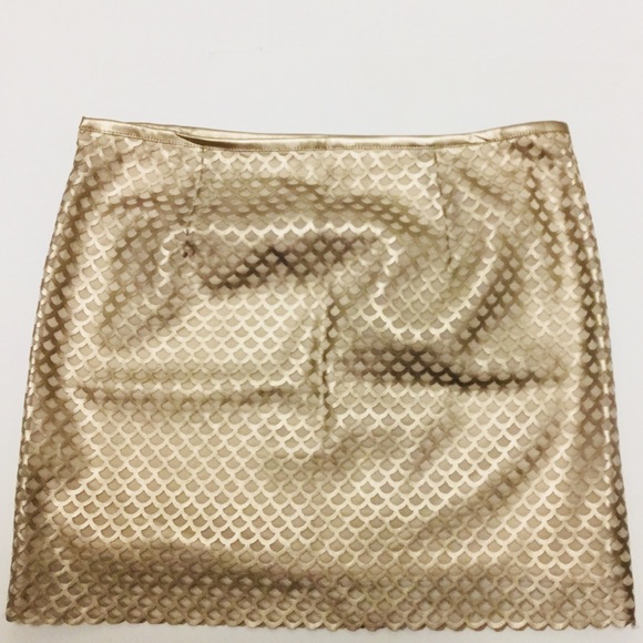 CHELSEA & VIOLET SCALED FAUX LEATHER MESH SKIRT - Picture 3 of 8