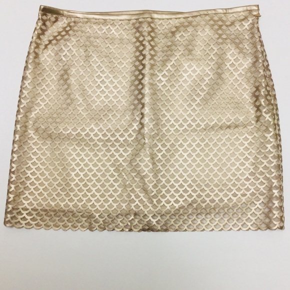 CHELSEA & VIOLET SCALED FAUX LEATHER MESH SKIRT - Picture 4 of 8