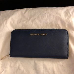 Michael Kors navy wallet