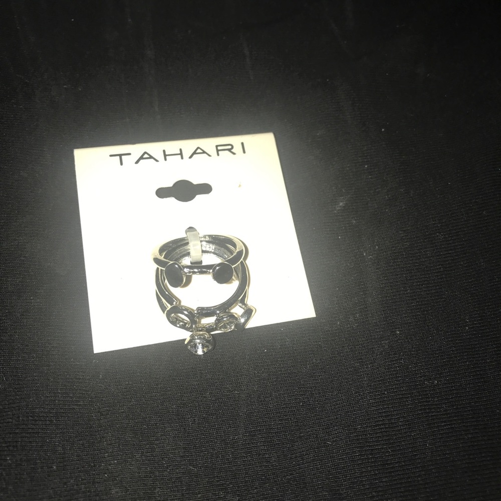 Sold ❗️❗️❗️❗️❗️❗️❗️❗️❗️❗️Silver rings and necklace