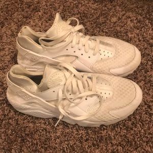 Men’s Nike shoes size 10.5