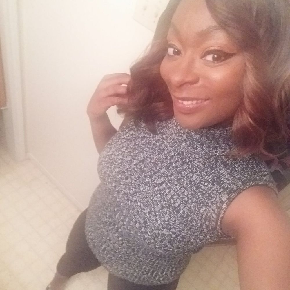 Meet your Posher, Felisha