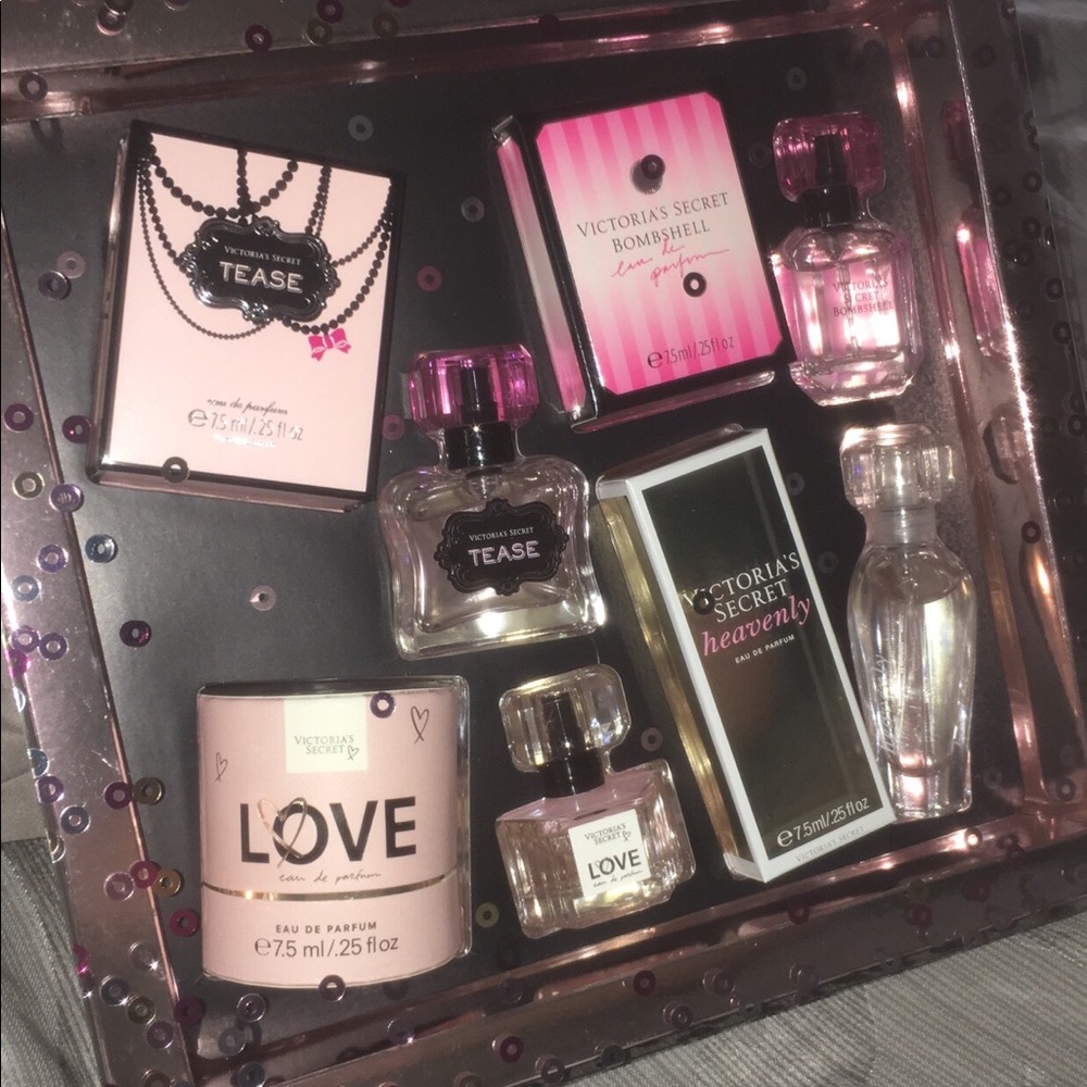 Victoria secret mini perfumes set