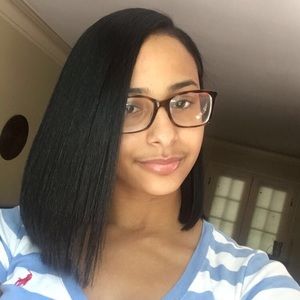 Meet your Posher, Kaitlyn