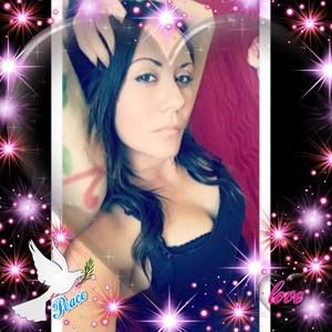 Meet your Posher, Claudia