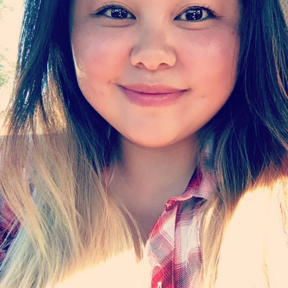 Meet your Posher, Lorie