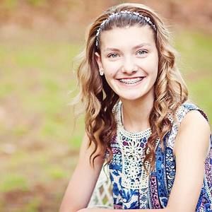 Meet your Posher, Ava