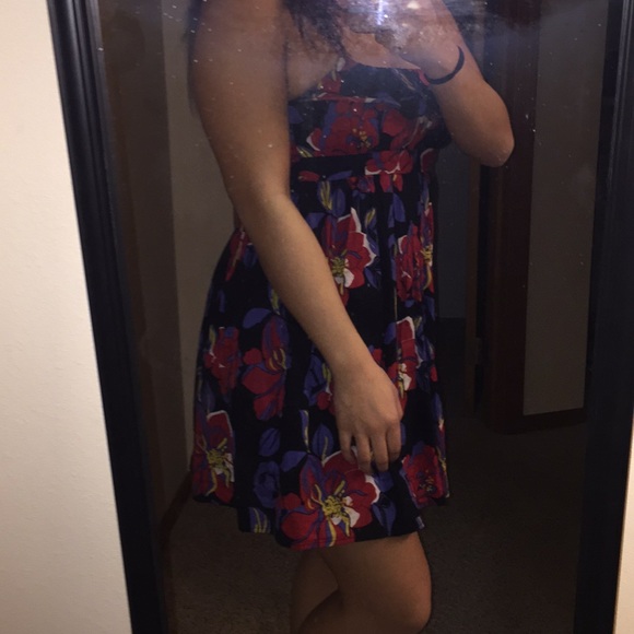 Little flower dress - Picture 1 of 3
