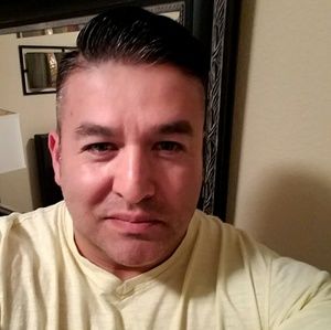 Meet your Posher, Carlos