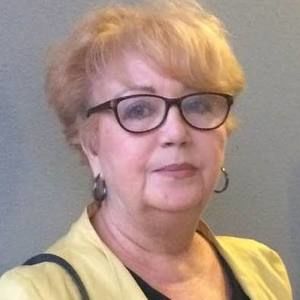 Meet your Posher, Yolanda