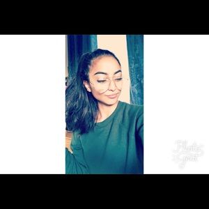 Meet your Posher, Yurany