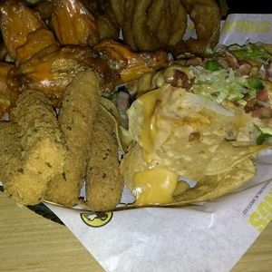 Meet your Posher, Connie