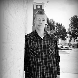 Meet your Posher, Adam