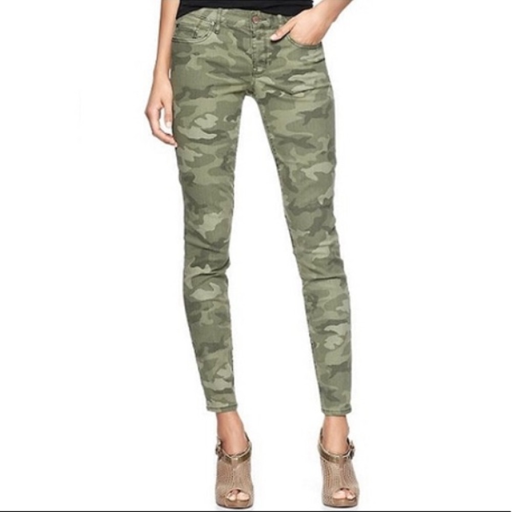Gap camo skinny jean