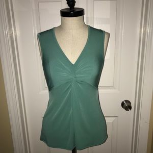 🎉 3 for $20 sale - NWOT, Banana Republic Top