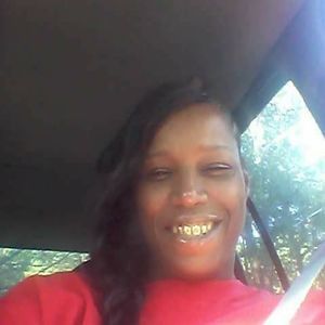 Meet your Posher, Nikki