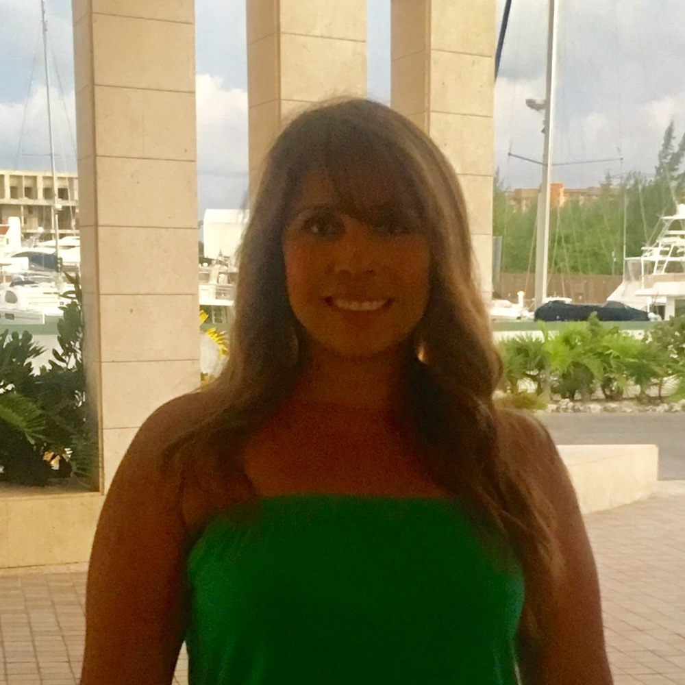 Meet your Posher, Carolina