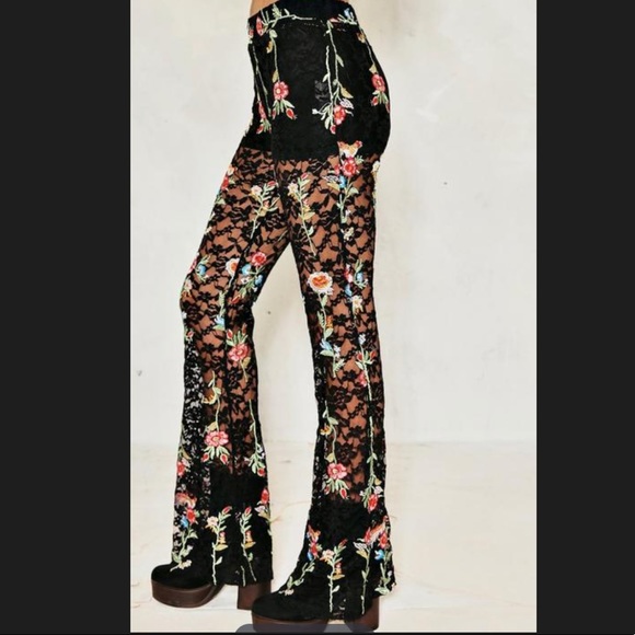 LACE FLARE BELL BOTTOMS 💥 - Picture 2 of 3